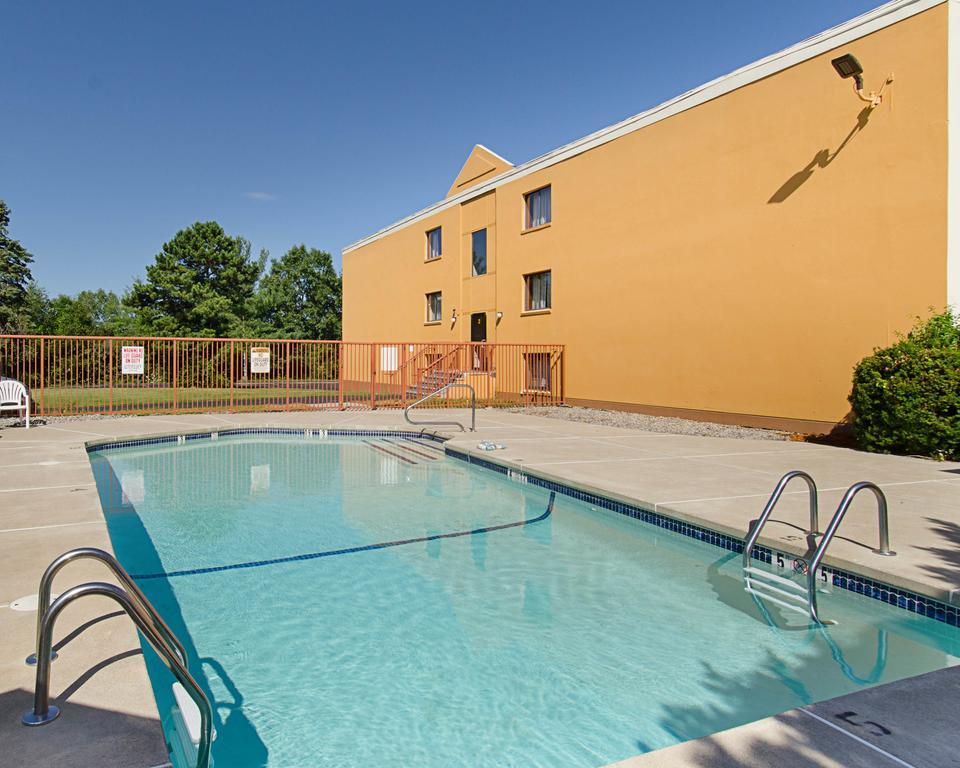 Suburban Extended Stay Hotel Worcester Exterior foto